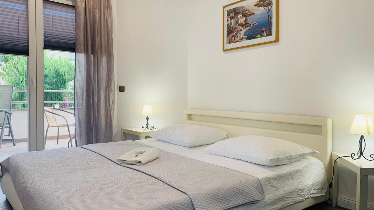 Villa Andrijana - Exclusively Yours - Family Getaway With Private Pool Каштела Экстерьер фото