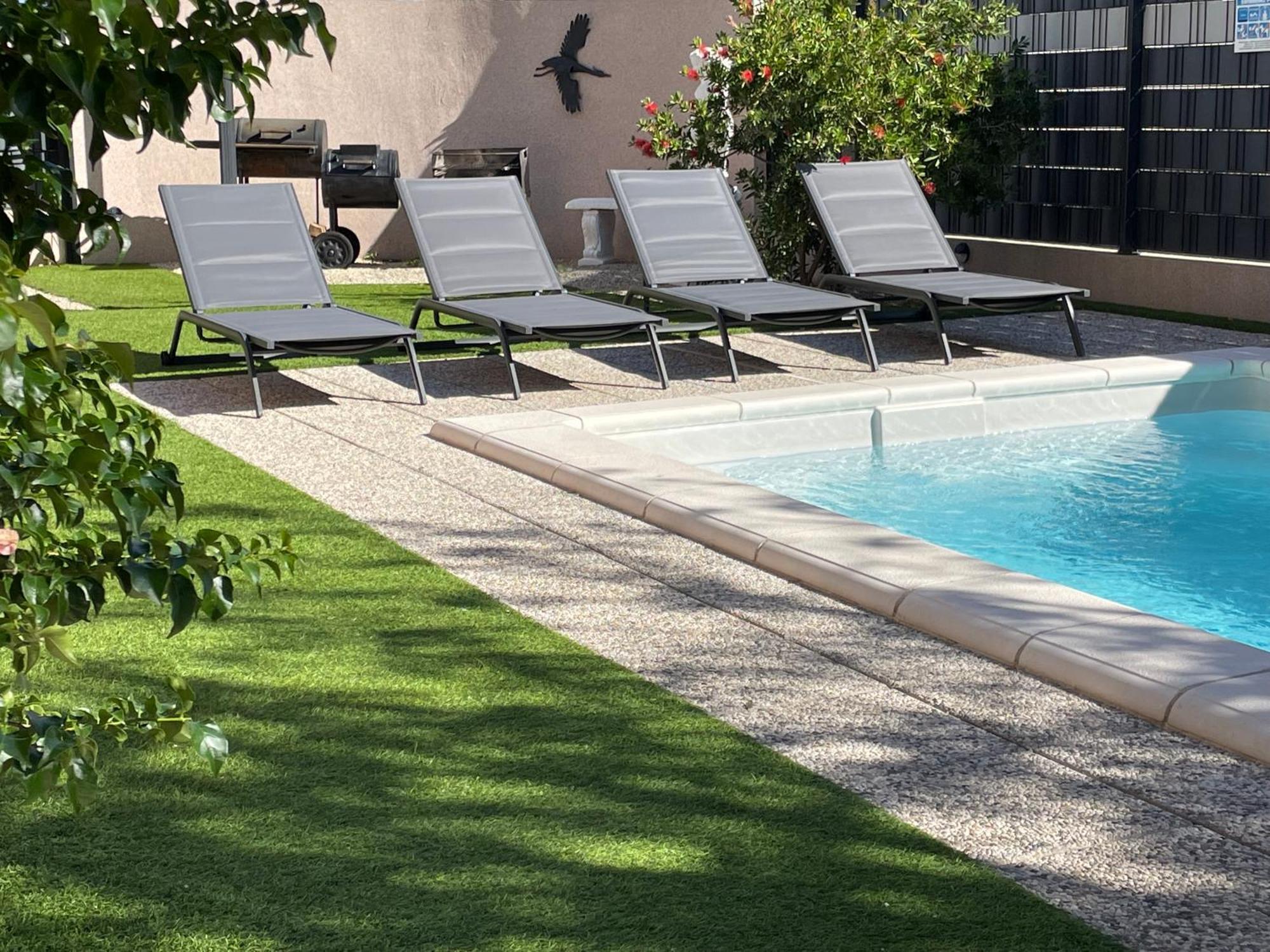 Villa Andrijana - Exclusively Yours - Family Getaway With Private Pool Каштела Экстерьер фото