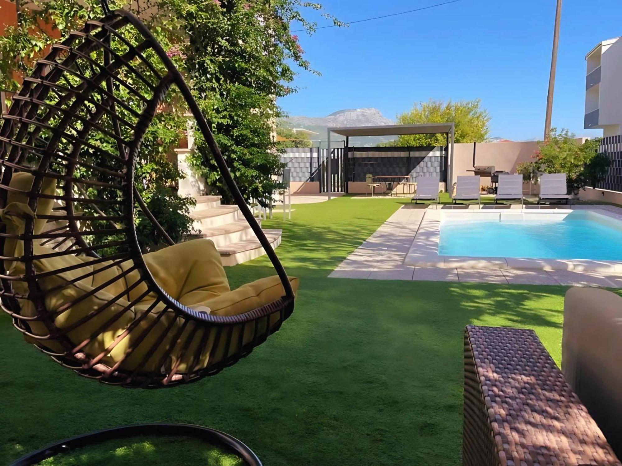 Villa Andrijana - Exclusively Yours - Family Getaway With Private Pool Каштела Экстерьер фото